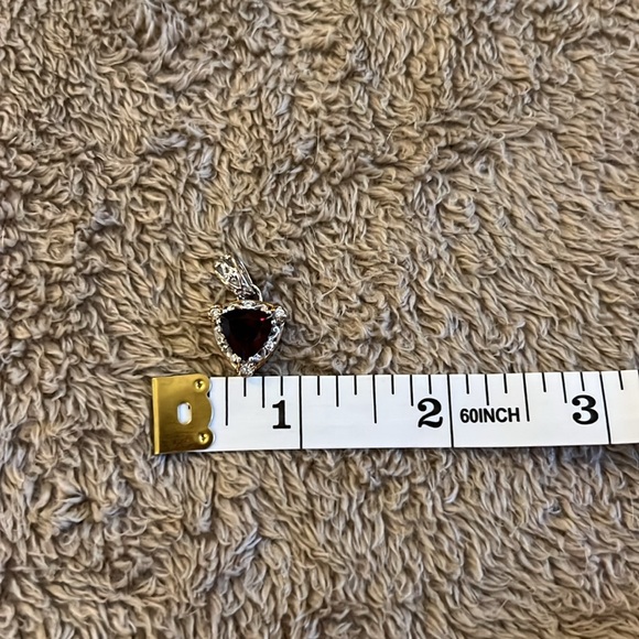 Garnet Gems en Vogue Pendant - Picture 4 of 4